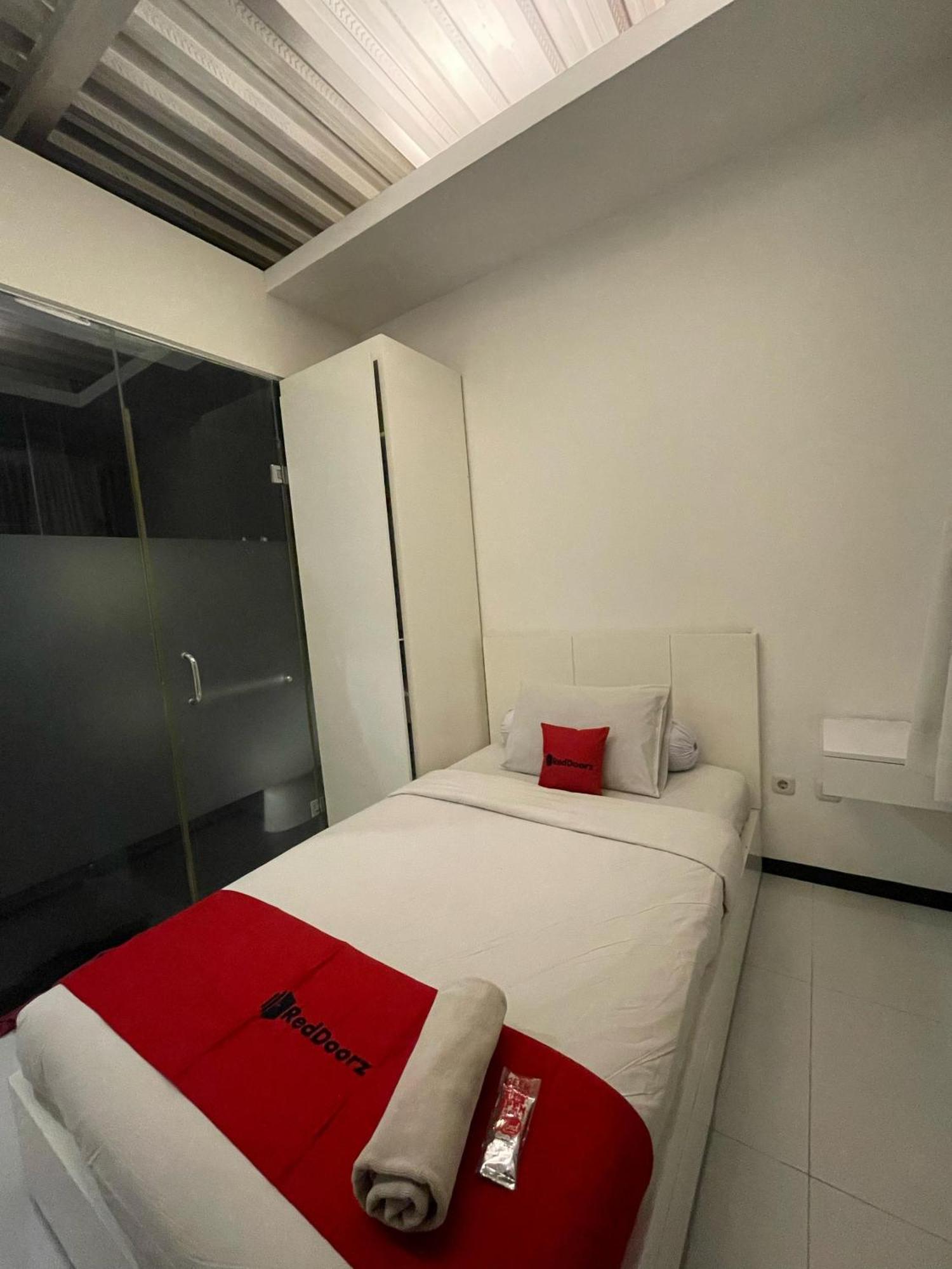 Reddoorz Plus Near Parahyangan University Bandung Eksteriør bilde