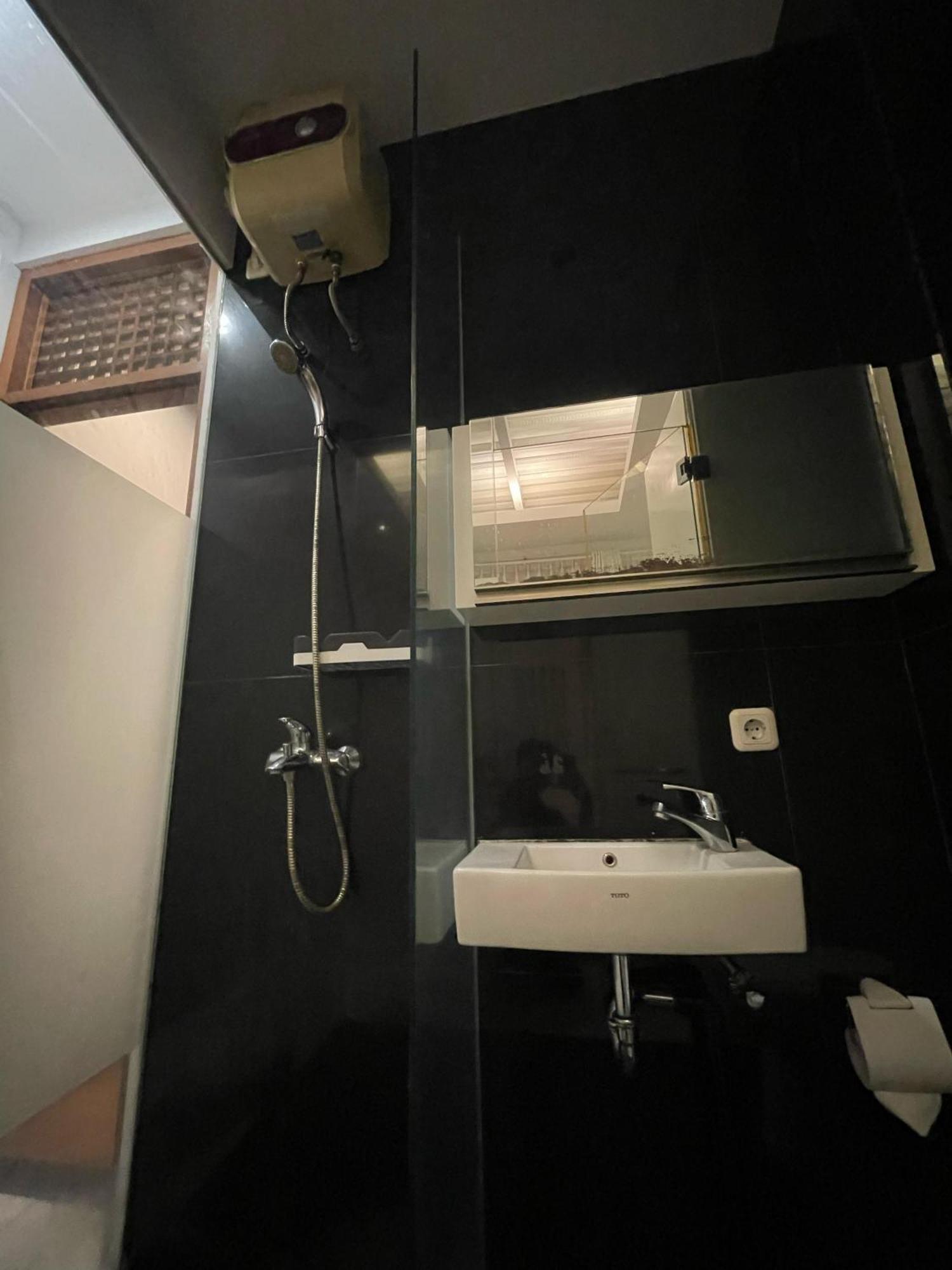 Reddoorz Plus Near Parahyangan University Bandung Eksteriør bilde
