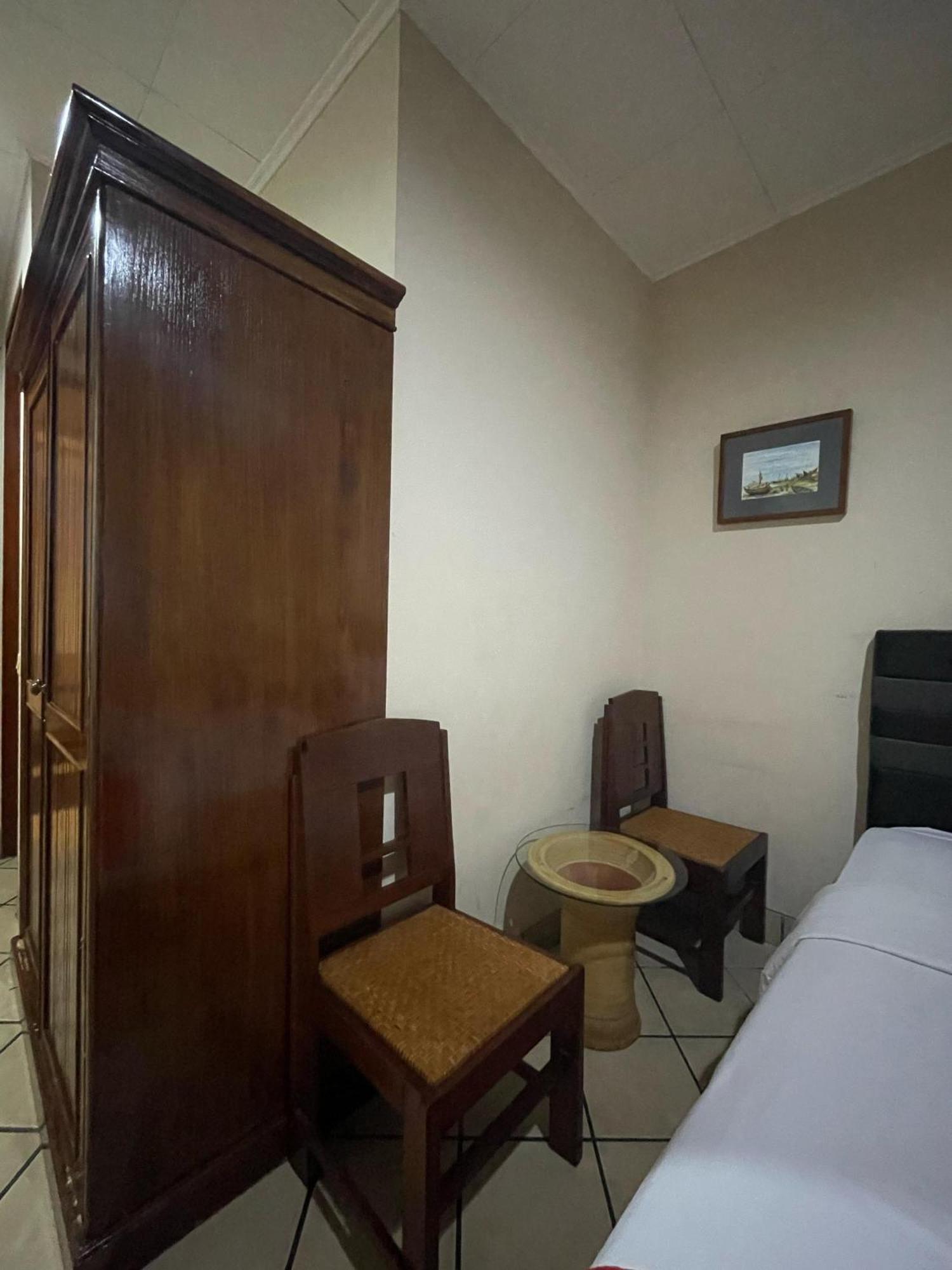Reddoorz Plus Near Parahyangan University Bandung Eksteriør bilde